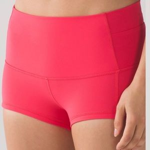 LULULEMON WUNDER SHORT 2”